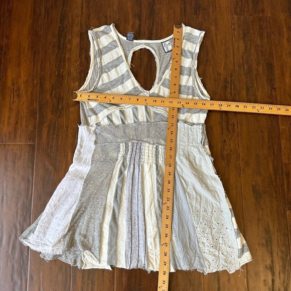 NWOT DESIGUAL Sleeveless Striped Patch Style V-Neck Tunic Top Grey - Picture 12 of 12